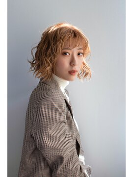 テラス 茨木(Terrace) クセ風ハイトーンボブ