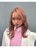 ピンクベージュ／ハイトーン／レイヤーカット／ブリーチ