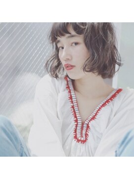 シイカ(sika.) 大人可愛いゆるウェーブボブ♪