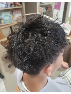 ヘアーアンドビューティーショップ エボルティー(hair&beauty shop EvoLuty) ツイストスパイラルパーマ