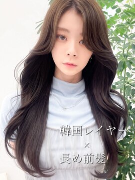 ソア 渋谷(soar) ロングくびレイヤーエモージュカールセミディシアーカラー