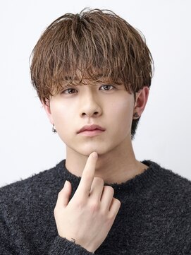 オーシャントーキョー 渋谷(OCEAN TOKYO) シースルーマッシュツーブロック刈り上げセンターパート韓国ヘア