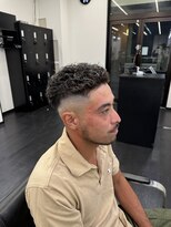 メンズサロンドットリアン(dot. lien)&nbsp;極道パーマ スキンフェード ホワイトメッシュ【町田/MEN'S】