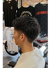 エン フロム ザ バーバー(縁 From the Barber) ジェルで長時間キープのショート2ブロック