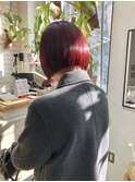 暖色カラー×ミニボブ