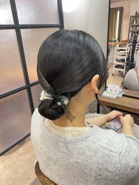 メゾンドムニ 恵比寿(Maison de MUNi) 20代30代結婚式卒業式着付ヘアセット