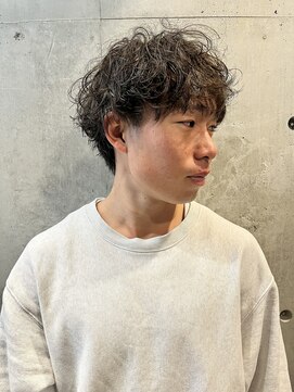 リベルテ グリット(Liberte Grit) 波巻きパーマツーブロックスパイラル20代モテ髪メンズパーマ