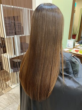 タックバイハレ たまプラーザ(takk by Hale) [takk]髪質改善縮毛矯正/チェリーブラウン/ホワイトグレージュ