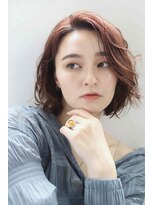 ワンコンセプト(ONE CONCEPT)&nbsp;ショートが映えるレッドカラー