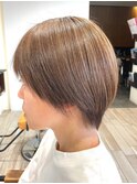横須賀白髪染め白髪ぼかしハイライトショートボブレイヤーカット