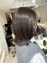 ミズチャーム(Ms.CHARM)&nbsp;グレージュ/韓国ヘア/レイヤー/ブリーチなし