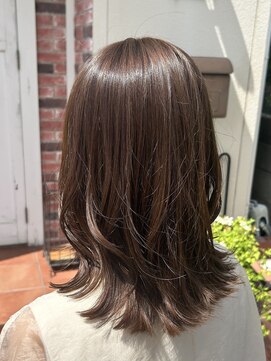 ル コワン ククー(Le coin coucou) 迷ったらこれ。美しく見える万能ブラウン