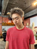 エディ(Edy)&nbsp;スパイキーショートケアブリーチホワイトベージュ眉毛カット