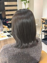 オリ 仙台(Oli) 着物ヘア/ダークアッシュ/ミディアムレイヤーカット