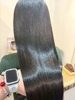 ロッカヘアエジェ(ROCCA hair eje.)&nbsp;暗めカラー極艶ストレートトリートメント