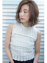 オウル(Owll)&nbsp;斜めバングウェットパーマカール[mignon]ボブハニーヘア