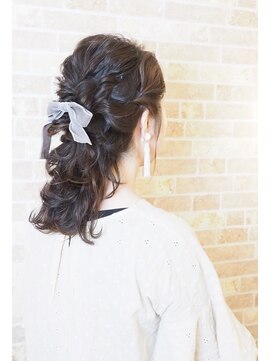 プティ シュシュ(Petite chou chou) お呼ばれヘアアレンジ♪