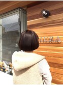 ベージュカラー