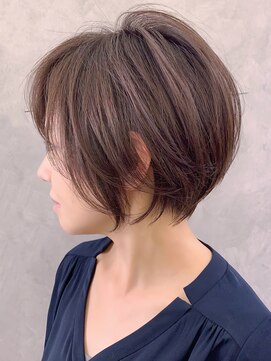 マグ ギンザ(mag ginza) イルミナカラー×丸みのある上質なくびれショート☆