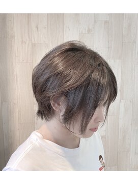 マニス(manis) 大人可愛い30代40代50代くびれレイヤー奥行きショートこなれヘア