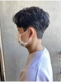 前下がり刈り上げツーブロトランクスヘア