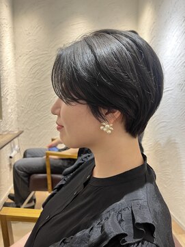 アマレット(Amaretto) オリーブグレージュ×マッシュショート