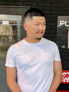 フジヤマバーバーショップ アジト(FUJIYAMA BARBER SHOP ajito) BUZZ skin【藤本ユースケ】