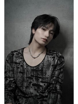 シン(syn) シースルーセンターパートウルフ