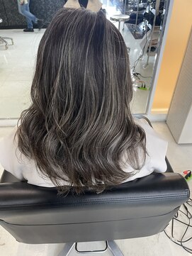 シャンプーボーイエイムス(SHAMPOO BOY aims) ハイライト