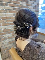 ヴィサージュクルー(VISAGE crew)&nbsp;ボブの長さの華やかハーフアップ！