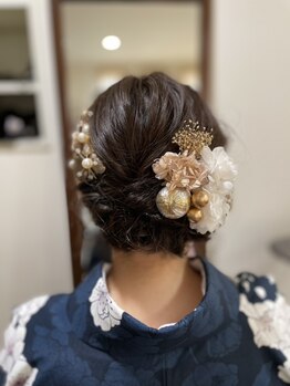【内灘駅前徒歩1分】本格派の着付けとヘアセットができるサロン＊プロの技術で特別な日をより華やかに演出