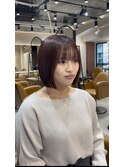 年齢顔型問わず人気な「切りぱなしボブ」