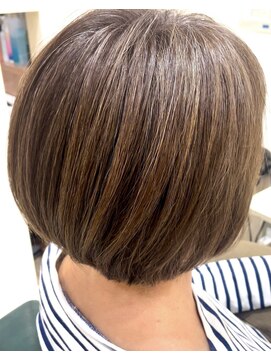 ヘアーズ ロッソ(hair's ROSSO) HIGH LIGHT× SHORT BOB