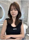 外ハネくびれ　レイヤーカット　マロンベージュ