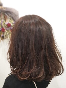 ダーディヘアナチュラルの写真/思わず触れたくなる艶やかな美髪へ♪魅力を引き出す技術力と的確なアドバイスや丁寧さが◎