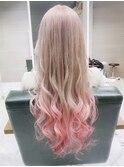 ハイトーンベージュカラーにエンドカラーピンク