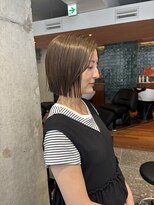 ベンティ(venti)&nbsp;【VENTI 子安】切りっぱなしボブ×オリーブベージュ