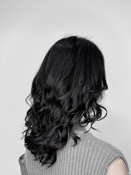 キャラ 池袋本店(CHARA) 髪質改善コテ巻き風パーマでしっかりカールも可愛い♪【貴也】