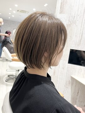 ノイ(noi) 乾かすだけでまとまるショートボブ×シフォンベージュ