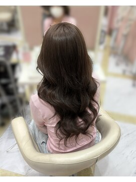 リー 梅田(Lee) eri/黒染め履歴ありグレージュ