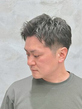 サームマン 人形町(SARM MAN) 無造作束感×ショートレイヤー