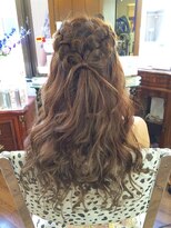 ガーリーお呼ばれヘアアレンジ