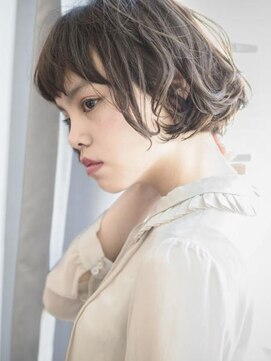 スリーバイキープ 尾山台(THREE by KEEP) 【THREEbyKEEP、尾山台木田】エアリーショート グレージュボブ