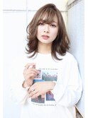 外ハネ アッシュベージュ  イルミナカラー 大人女子【上田】