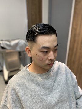 キングマンバーバー(KING MAN BARBER) フェードスタイル