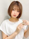 大人かわいい 小顔 ひし形ショートボブ 前下がりボブ エモージュ
