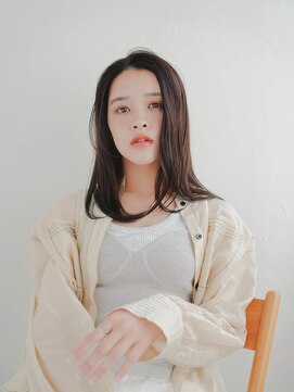 ムク 甲府(muku.) 前髪/マチルダボブ/ピンクベージュインナー/グレージュ[甲府駅]