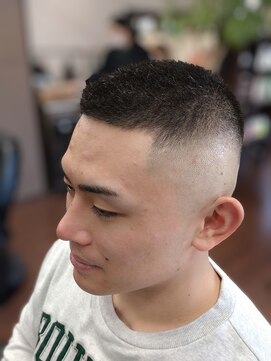 トバ(TOBA) スキンフェード/クロップ