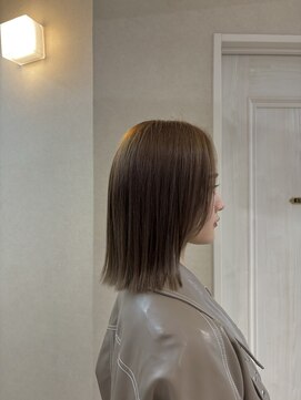 ローレン(Lolen.) ブラウンベージュ/透明感カラー mai