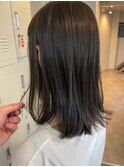 【BUZZbee四ッ井】切りっぱなし外ハネ/透け感シアーブラック